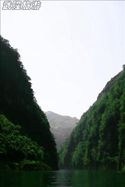 芙蓉江景点之“天门峡”