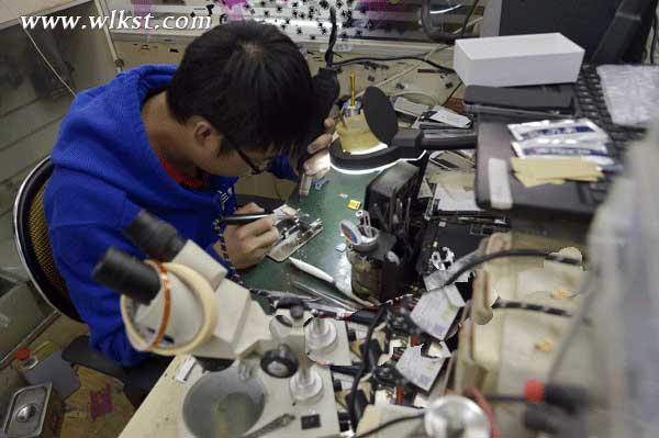 580元 苹果手机16G内存升级到128G