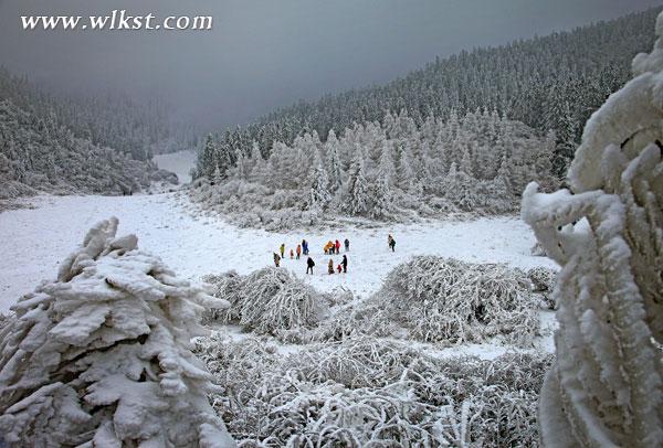 仙女山持续强降雪24小时 滑雪场正式开放