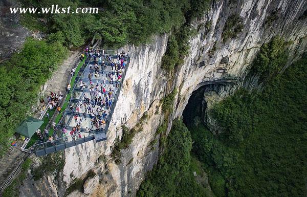 武隆天生三桥鬼斧神工 一天四次闯入央视荧屏