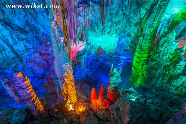 “中国最美洞穴”芙蓉洞4月25日震撼回归 如梦似幻